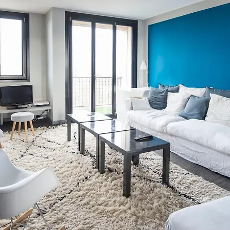 Lägenhet Spacious & Bright Apt - Paris & Eiffel Tower View Boulogne-Billancourt
