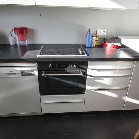 Spacious & Bright Apt - Paris & Eiffel Tower View Boulogne-Billancourt